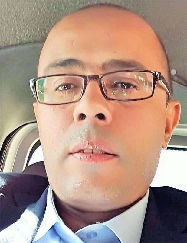 أستاذ مجاود حسين